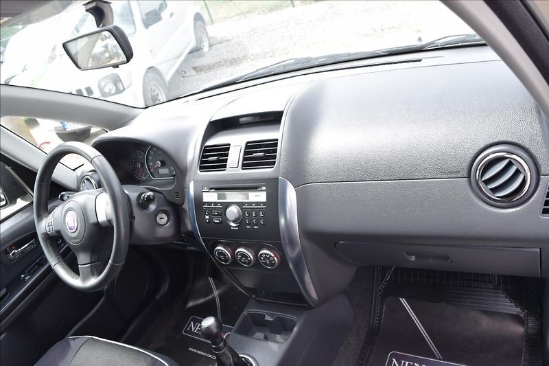 Fiat Sedici 1,6 i 79KW 4X4 NOVÁ STK - fotka 22 z 47
