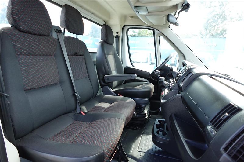 Peugeot Boxer 2,0 HDI  SKLOPKA KLIMA - fotka 26 z 39