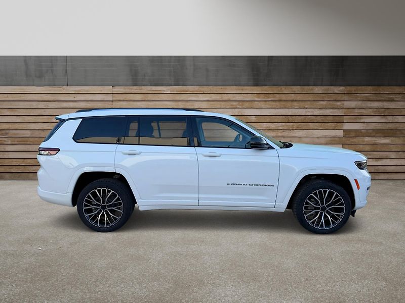 Jeep Grand Cherokee (2022) +LONG+PENTASTAR+LPG+LIMITED+ - fotka 2 z 22