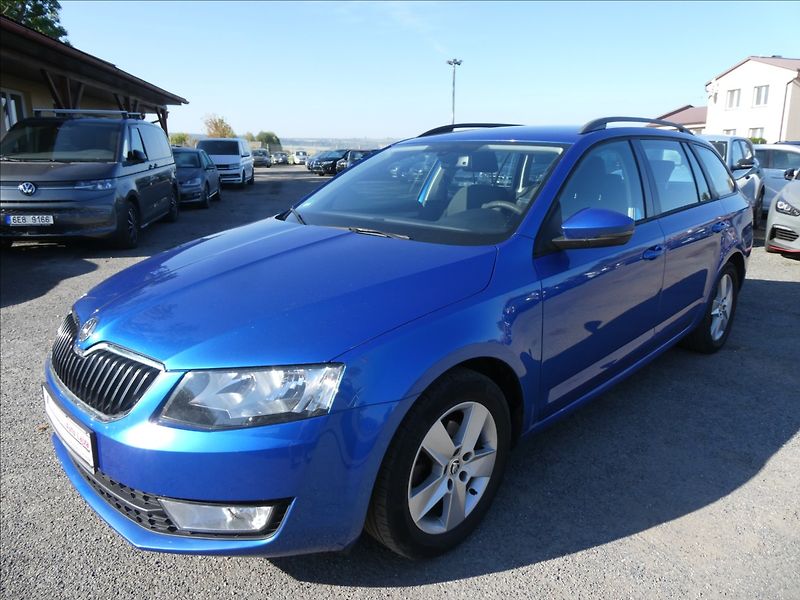 Škoda Octavia 1,6 TDi 77kW 4x4 serviska - fotka 3 z 45