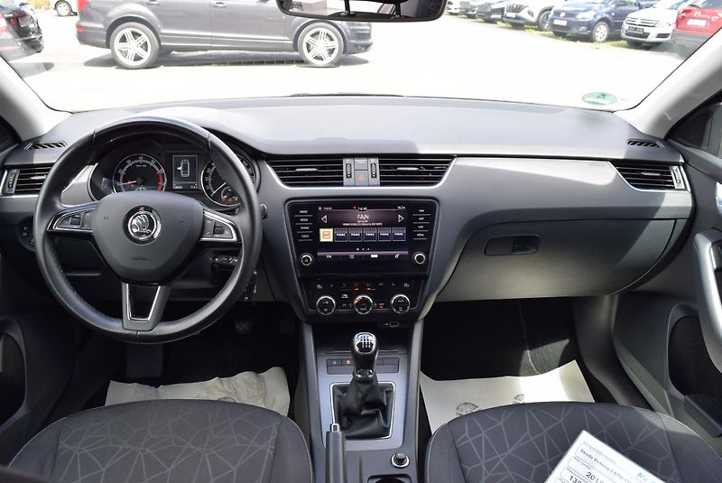 Škoda Octavia (2018) 1.5TSI 110kw CLEVER LED TAŽNÉ - fotka 18 z 45