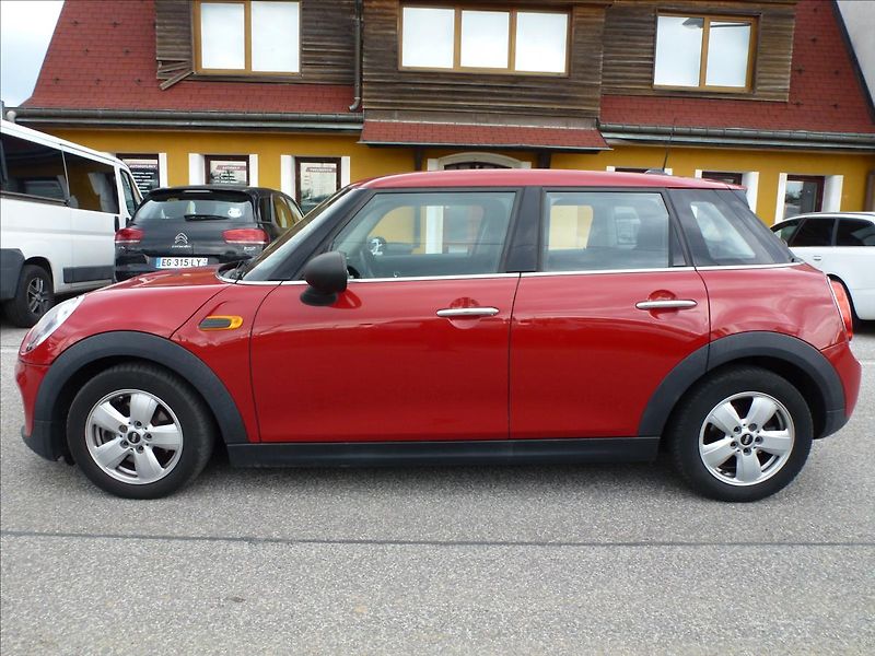 Mini One 1,5 D 5 dveří  TWINPOWER TURBO - fotka 14 z 51