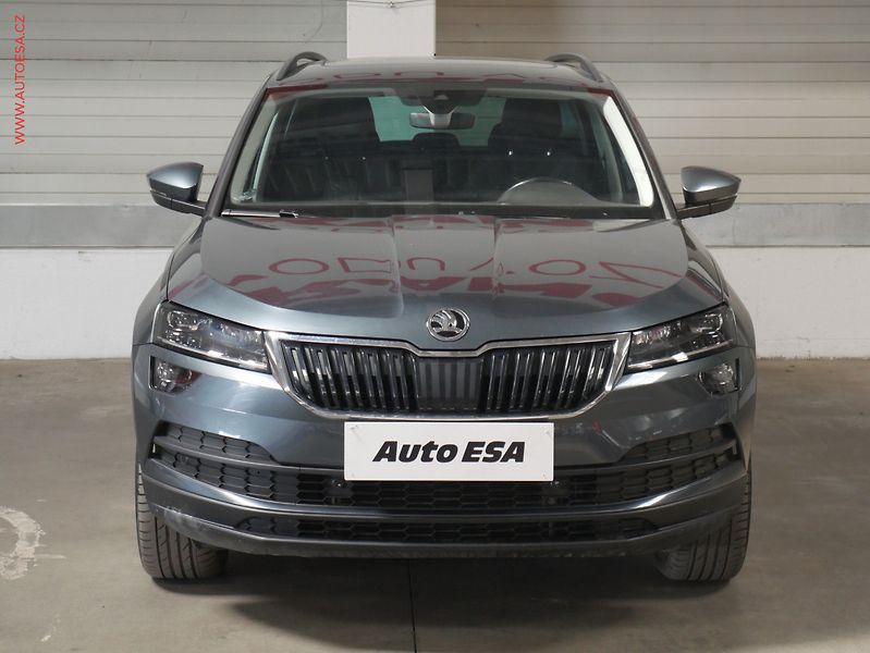 Škoda Karoq (2018) 2.0 TDi 4x4, Style, TZ, panor - fotka 2 z 17