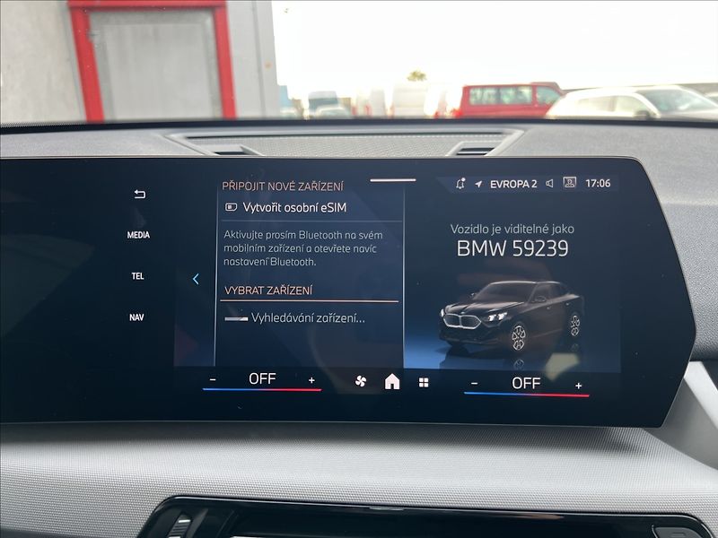BMW iX2 0,0 eDrive20  Záruka 150kW - fotka 36 z 39