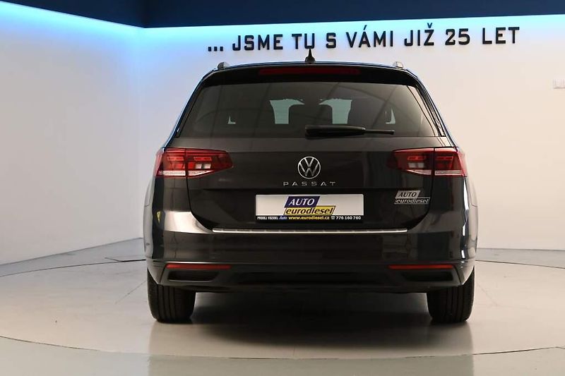 Volkswagen Passat (2023) 2.0 LED DSG ACC BUSINESS Kamer - fotka 6 z 29