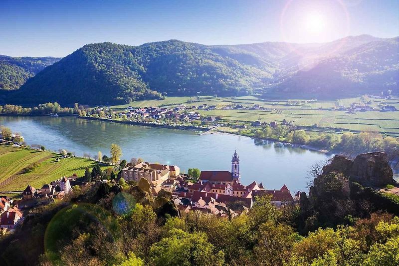 Jedno z nádherných městeček v údolí Wachau – Dürnstein.