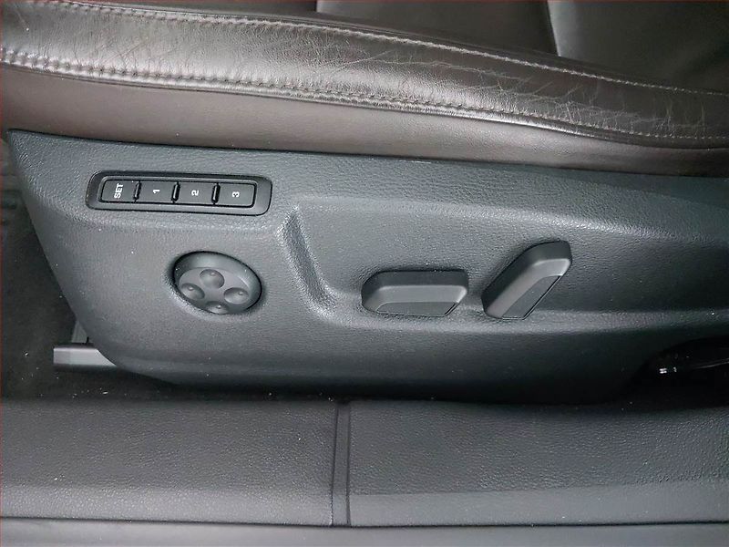 Škoda Superb (2013) Laurin&Klement 2.0 TDI - fotka 16 z 23