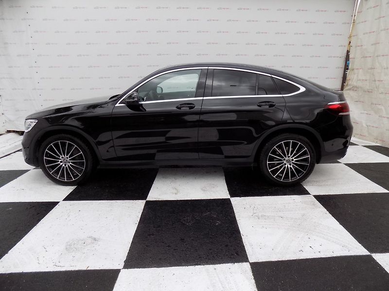 Mercedes-Benz GLC (2021) 400d/Coupé/4-Matic/Full-LED/ - fotka 2 z 43