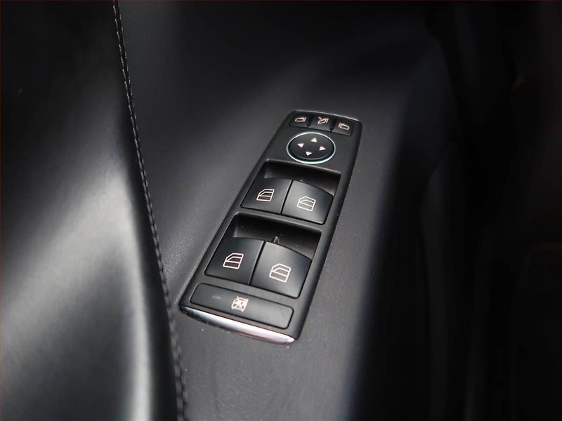 Tesla Model X (2016) P90D, SoH 89% - fotka 16 z 27
