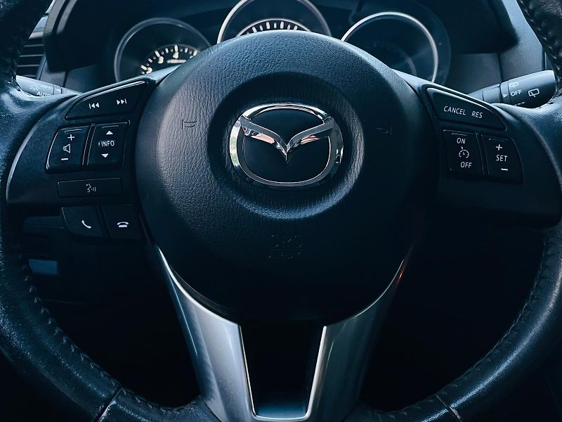 Mazda CX-5 2.0i MANUÁL 4x4 1MAJITEL TAŽNÉ - fotka 26 z 40
