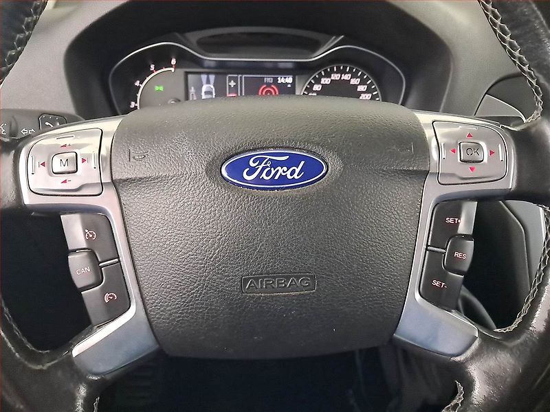 Ford Mondeo (2014) 2.0 TDCi, Xenony, Tempomat - fotka 18 z 19