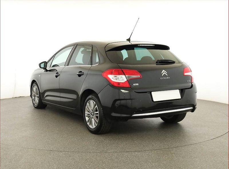 Citroën C4 (2011) 1.6 HDi, Automat, Serv.kniha - fotka 4 z 17