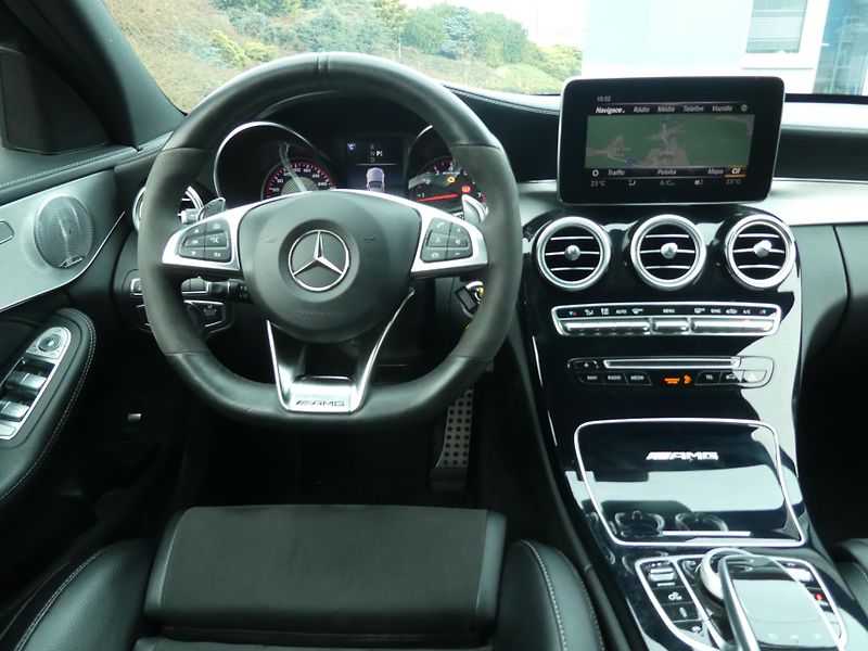 Mercedes-Benz Třídy C C AMG 63S V8 BITURBO  - fotka 8 z 15