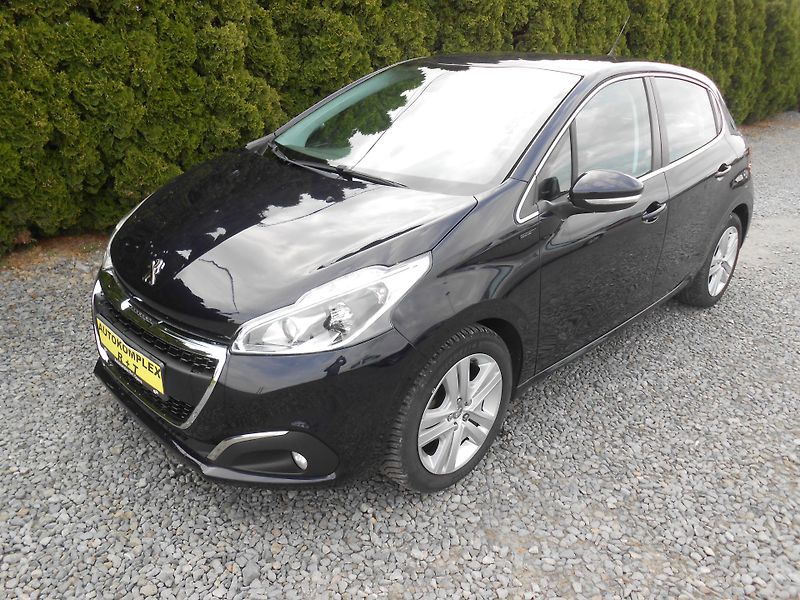 Peugeot 208 NAVIGACE,CHROM,LED!! - fotka 38 z 42