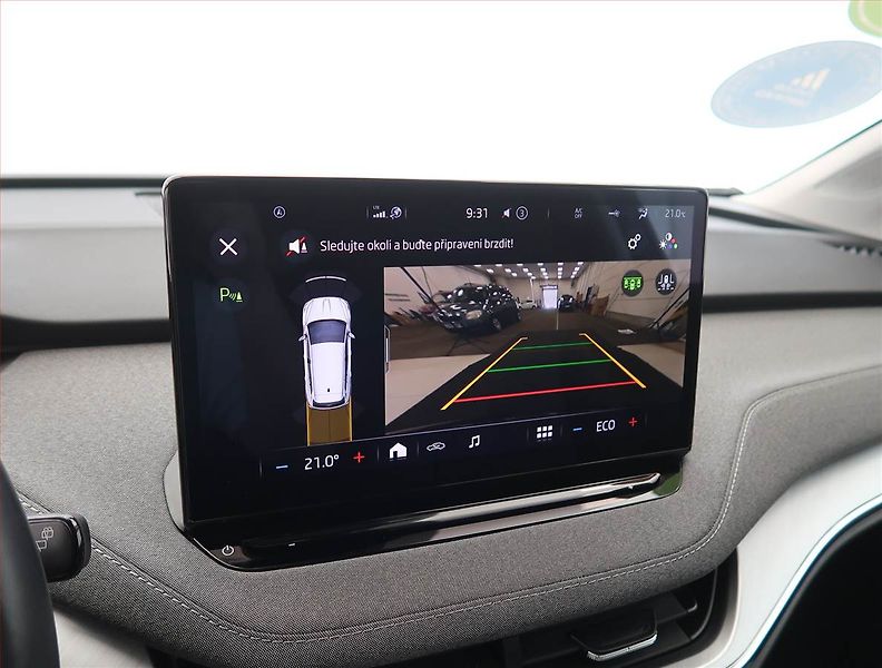 Škoda Enyaq (2023) Suite iV 80 (82 kWh), SoH 94% - fotka 22 z 29