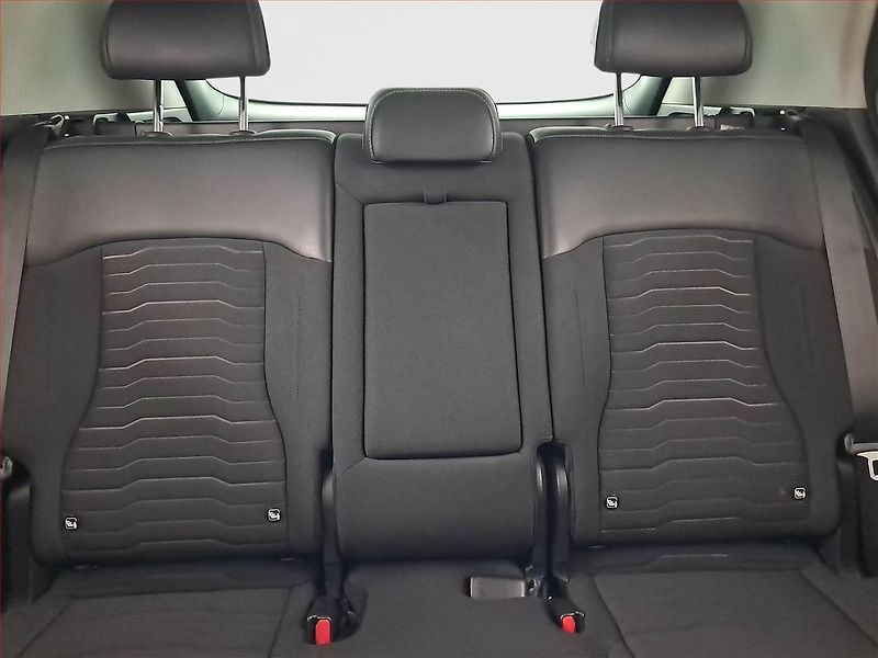 Kia Sportage (2023) Top 1.6 T-GDI MHEV - fotka 10 z 22
