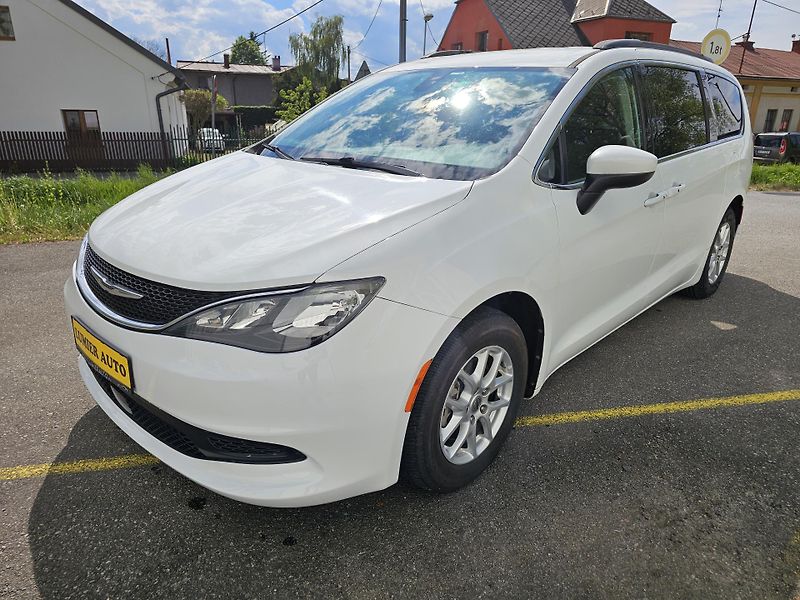 Chrysler Pacifica (2021) 3.6 i 221kw Pacifica Limited - fotka 1 z 19