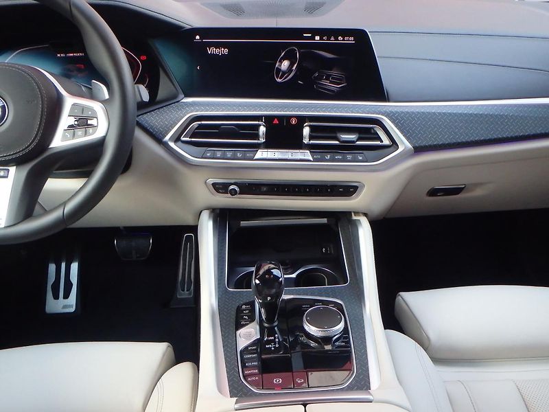 BMW X6 (2020) M 5.0i INDIVIDUAL  - fotka 14 z 28