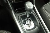 Peugeot 2008 (2018) 1.2 PureTech, Automat - náhled 10