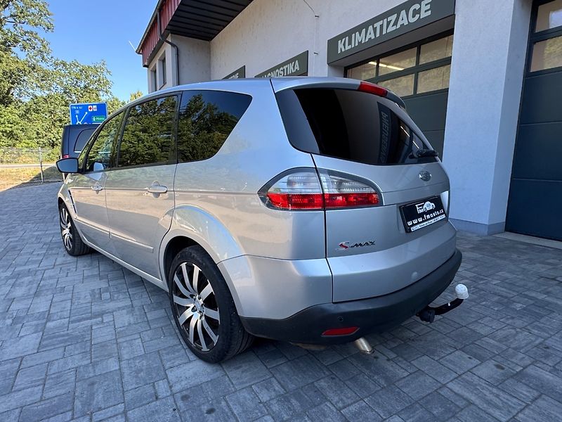 Ford S-MAX (2008) 2.0 TDCi Titanium - fotka 7 z 29