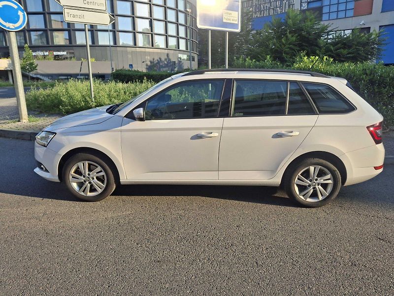 Škoda Fabia III kombi 1,0 TSi 6Z93761 - fotka 3 z 21