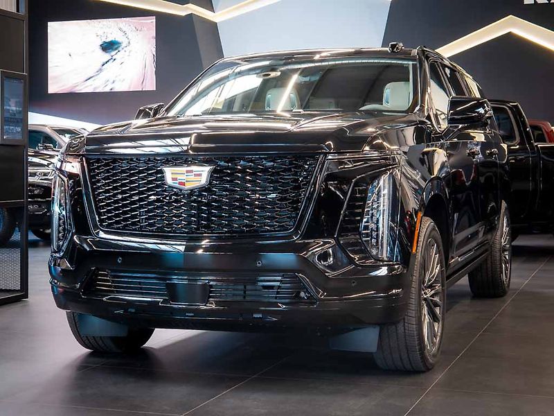 Cadillac Escalade (2026) 6.2 ESV Sport Platinum 2026 - fotka 1 z 50