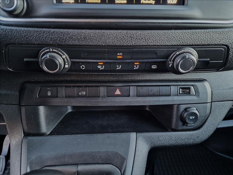 Opel Vivaro 1.5CDTI 88kW, původ ČR,1.Maj. - fotka 33 z 47