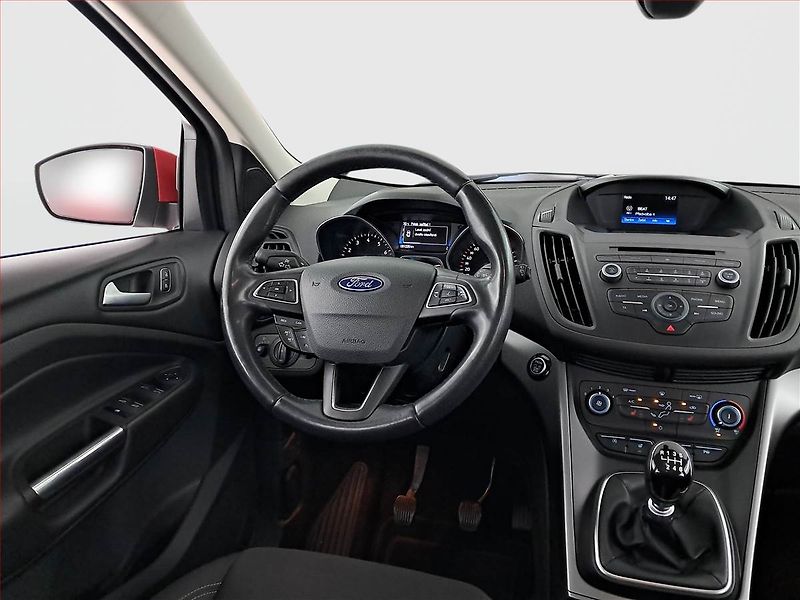Ford Kuga (2019) 1.5 EcoBoost, Tempomat - fotka 7 z 19