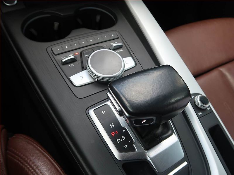 Audi A4 Allroad (2017) 2.0 TDI, 4X4, Automat, Kůže - fotka 16 z 19