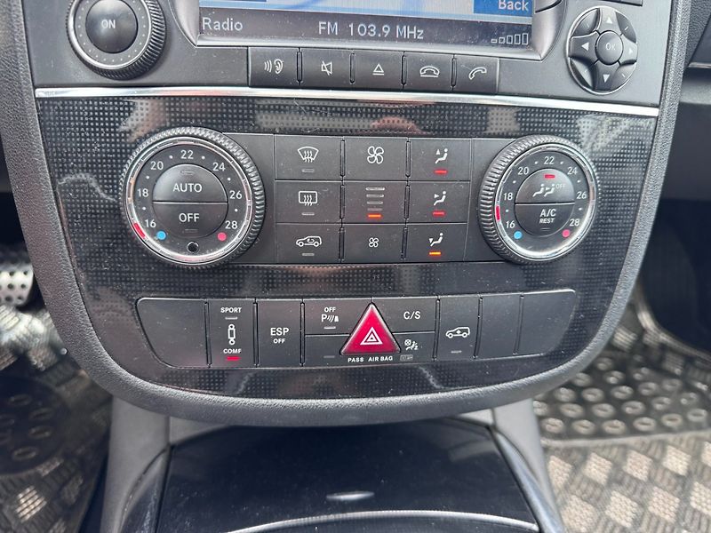 Mercedes-Benz Třídy R (2006) 320 CDI 4X4 165 KW STK - fotka 23 z 38