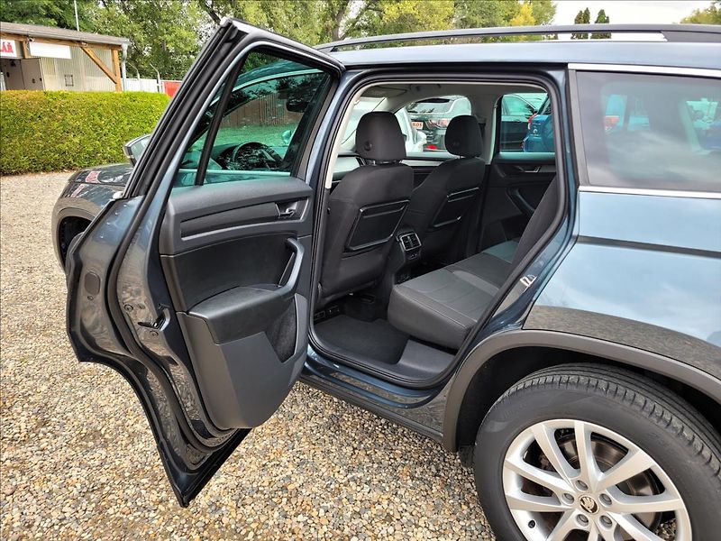 Škoda Kodiaq 1,5 TSI,DSG,7míst,navi,výhřev - fotka 13 z 50