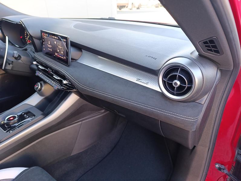 Alfa Romeo Tonale (2026) Sport Speciale 1,5 Ibrida 175k - fotka 22 z 44