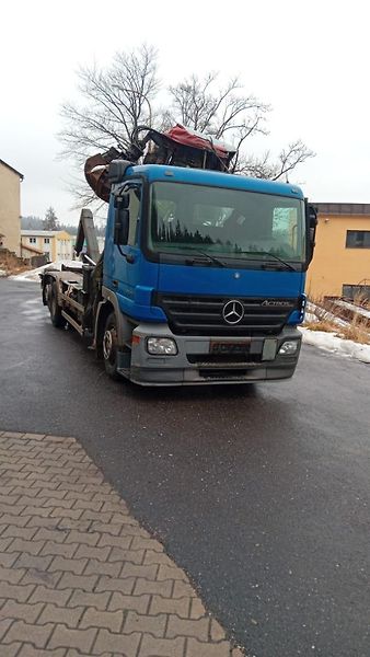 Mercedes-Benz Actros (2004) 2536 kontejner+ruka - fotka 4 z 14