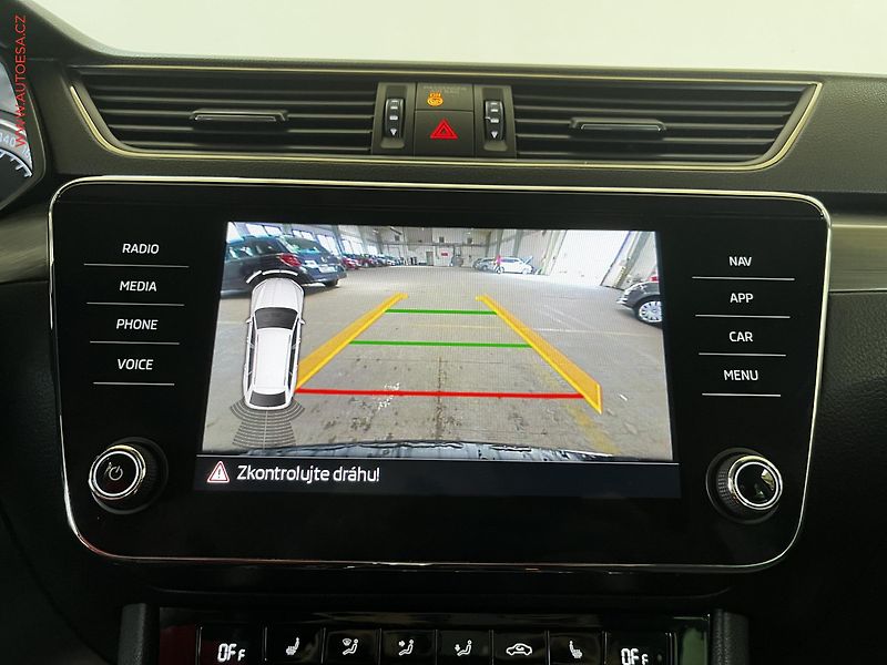 Škoda Superb (2019) 2.0TDi, Style - fotka 15 z 19