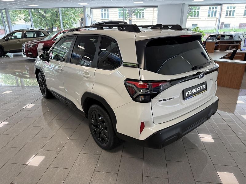 Subaru Forester Field Lineartronic - fotka 3 z 23