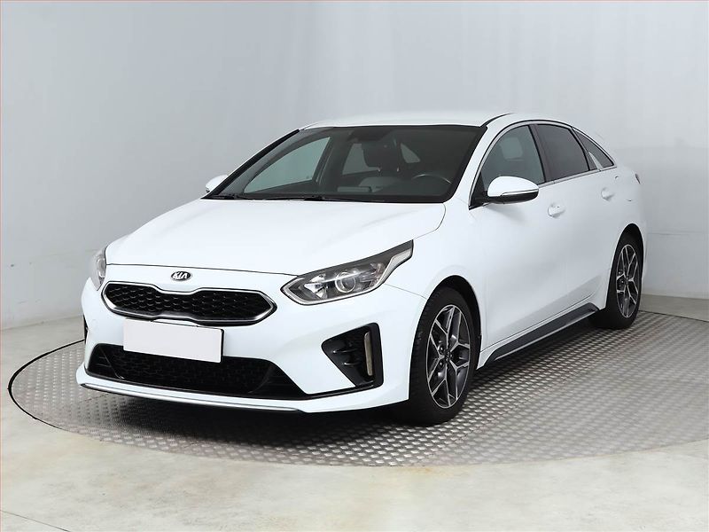 Kia Pro_Ceed (2019) GT-Line 1.4 T-GDI, Serv.kniha - fotka 2 z 17