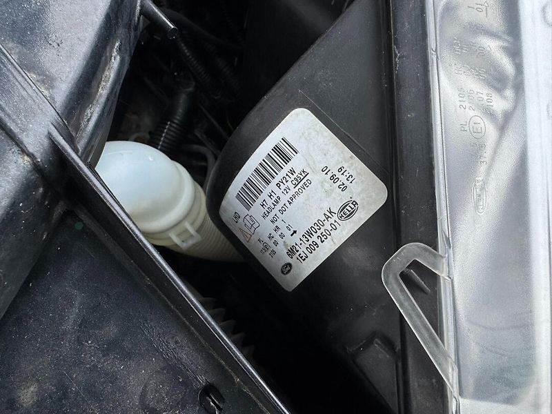 Ford S-MAX (2010) MANUÁL 2,0 TDCI 100 KW SPOJKA - fotka 47 z 50