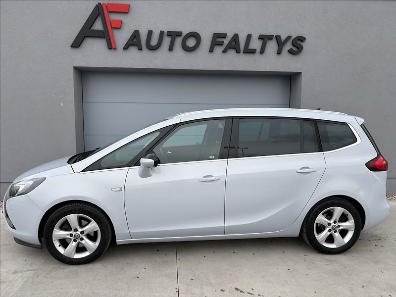 Opel Zafira 1,4 103kw ČR servis 6MT - fotka 5 z 28