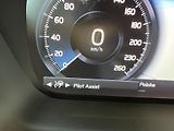 Volvo XC90 B5 AWD Momentum AT8 - náhled 29
