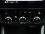 Škoda Octavia 2,0 TDI RS 4x4 DSG Virtual LED - náhled 31