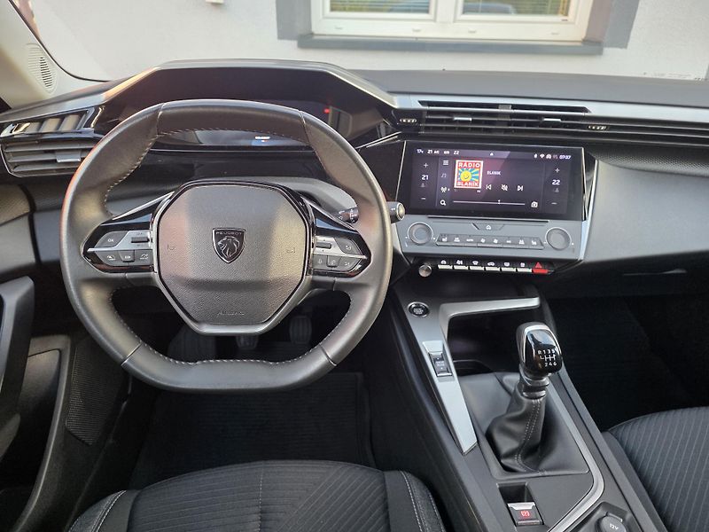 Peugeot 308 (2024) 1.2PT 96kW ACTIVE 1.MAJITEL ČR - fotka 11 z 20
