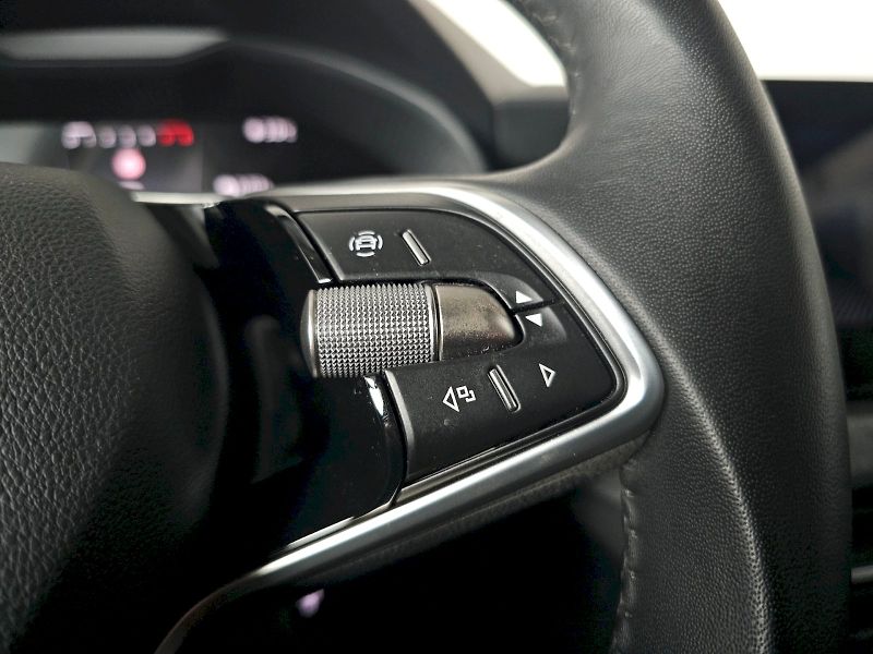 Škoda Scala (2024) 1.0TSI 85kW SELECTION TAŽNÉ - fotka 20 z 27