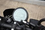 Royal Enfield (2026) Guerrilla 450 Apex Black - náhled 19