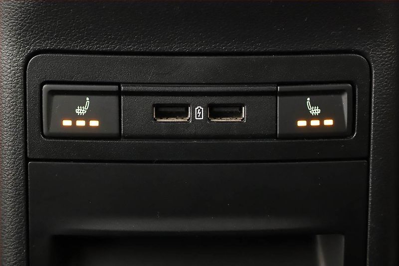 Škoda Octavia (2017) RS 2.0 TDI 4x4 DSG, 4X4 - fotka 21 z 23
