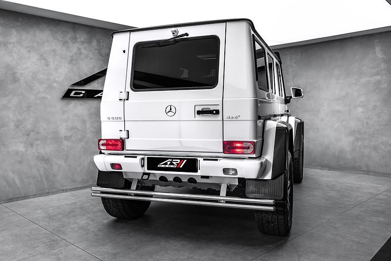 Mercedes-Benz Třídy G 4x4 2 AMG Designo Carbon - fotka 6 z 29