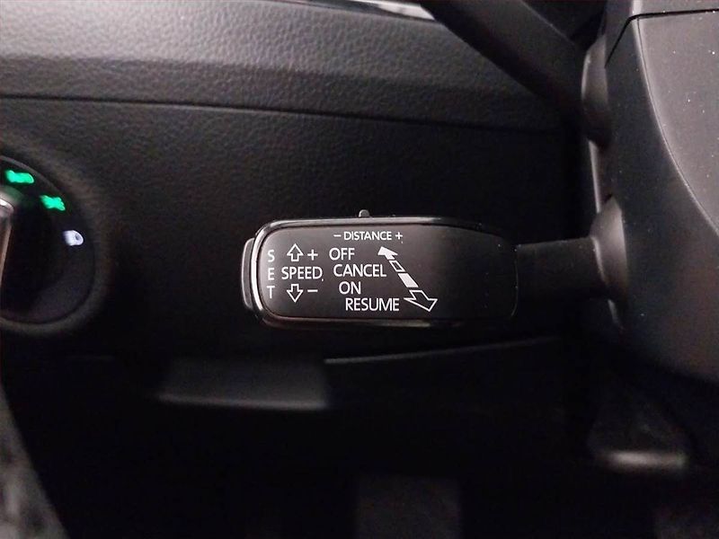 Škoda Superb (2023) Laurin&Klement 2.0 TDI - fotka 21 z 22