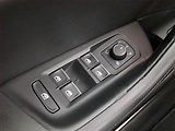 Volkswagen Passat (2018) 2.0 TDI, Automat, Serv.kniha - náhled 17