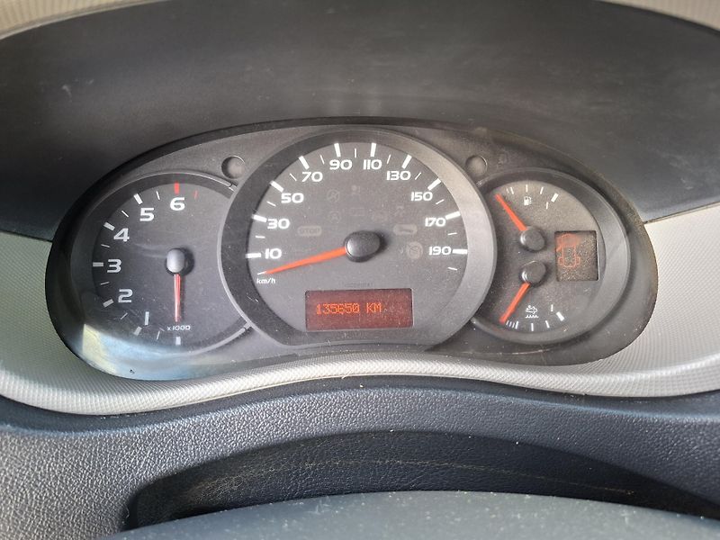 Renault Master (2017) 2,3DCi,Tupláky,tažné3,5t, DPH  - fotka 33 z 37