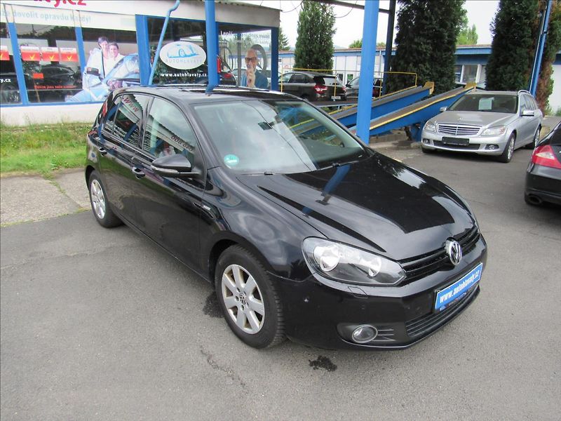Volkswagen Golf 1,2 TSI 63kW Trendline - fotka 3 z 33