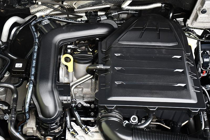 Škoda Fabia 1.0TSi 70kW AMBITION 1M ČR - fotka 33 z 33